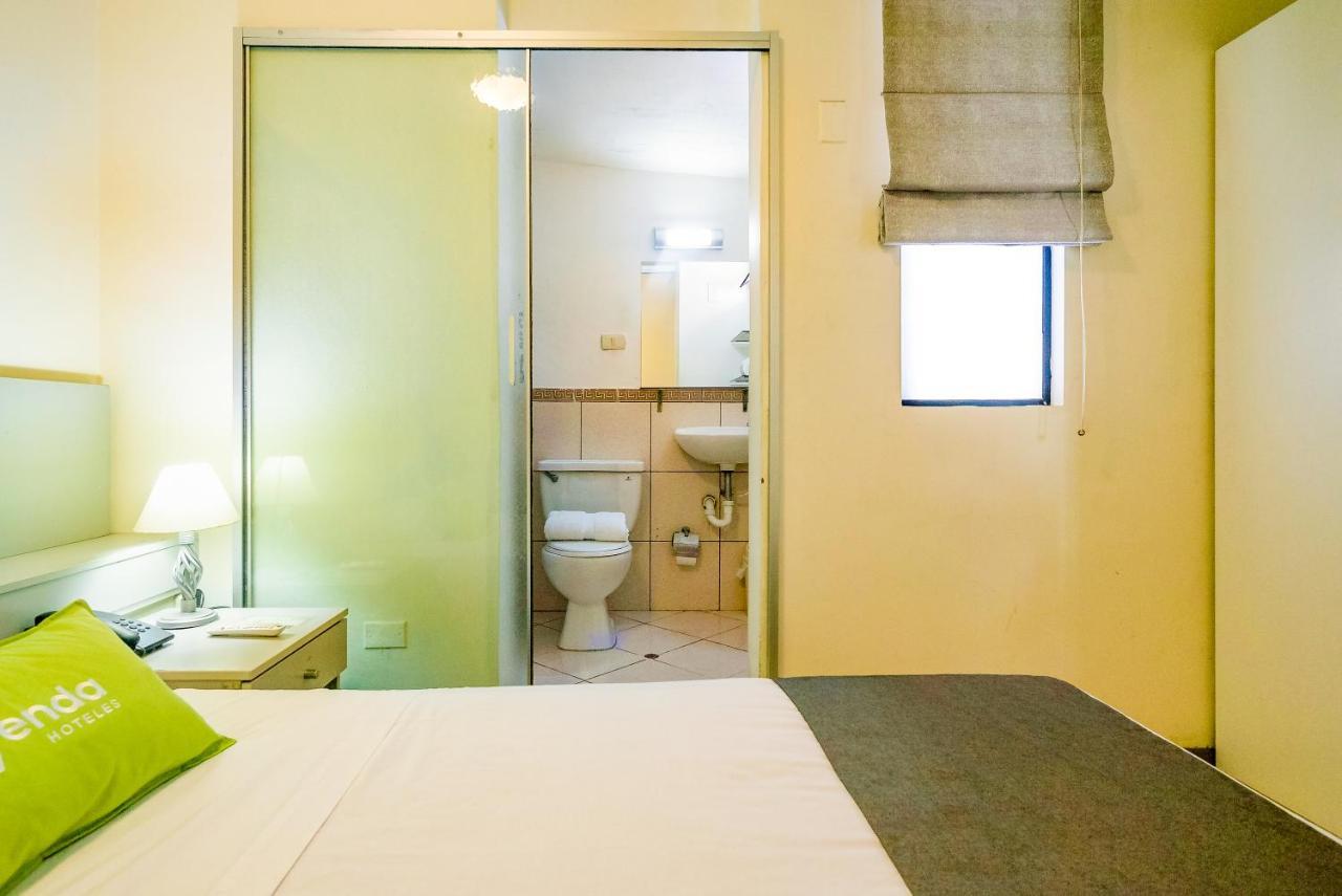 Ayenda Hosteria Angiolina Lima Exteriör bild